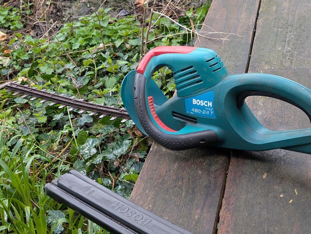 Bosch heggenschaar AHS 480-24 T – sterk & betrouwbaar, Tuin en Terras, Heggenscharen, Ophalen, Gebruikt, Elektrisch, BOSCH