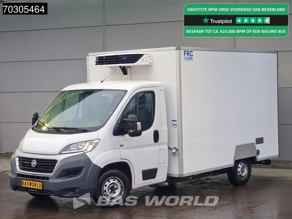 Fiat Ducato 150pk Koelwagen Zijdeur Carrier Xarios 350 230v-, Stof, Gebruikt, 2500 kg, Bedrijf
