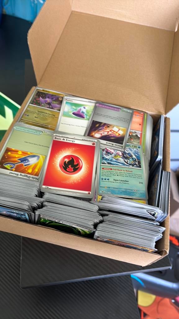 Cartes Pokémon en vrac, je vais me débarrasser de tout, Enlèvement, Comme neuf