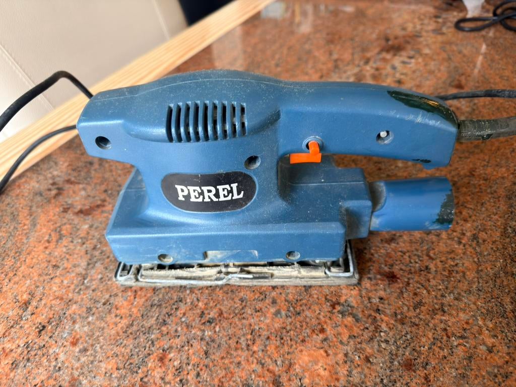 Vlakschuurmachine PEREL - elektrische schuurmachine, Doe-het-zelf en Bouw, Gereedschap | Schuurmachines, Ophalen, Gebruikt, Minder dan 600 watt