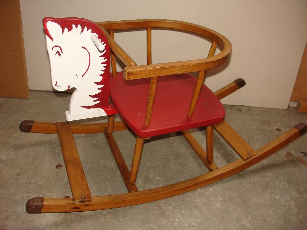 CHEVAL A BASCULE, Enlèvement