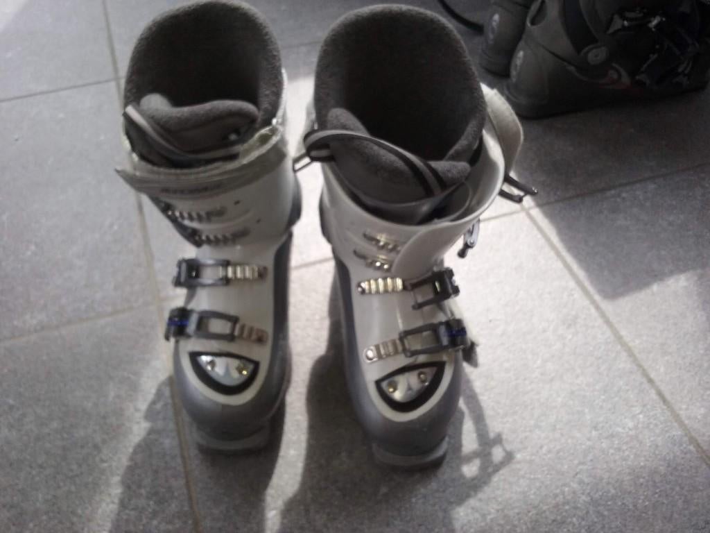 skibotten maat 24,5, Ophalen, Gebruikt, Atomic