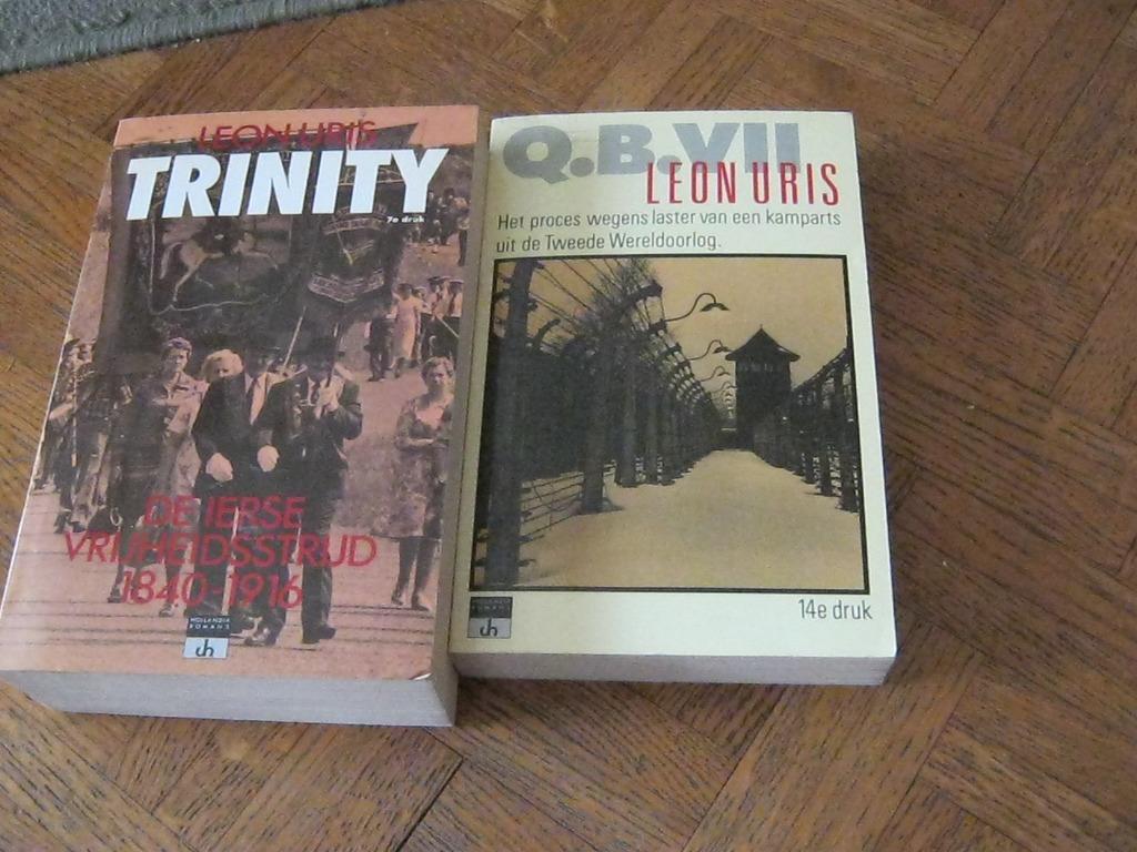 Leon Uris titel Q.B.VII, Ophalen of Verzenden, Gelezen