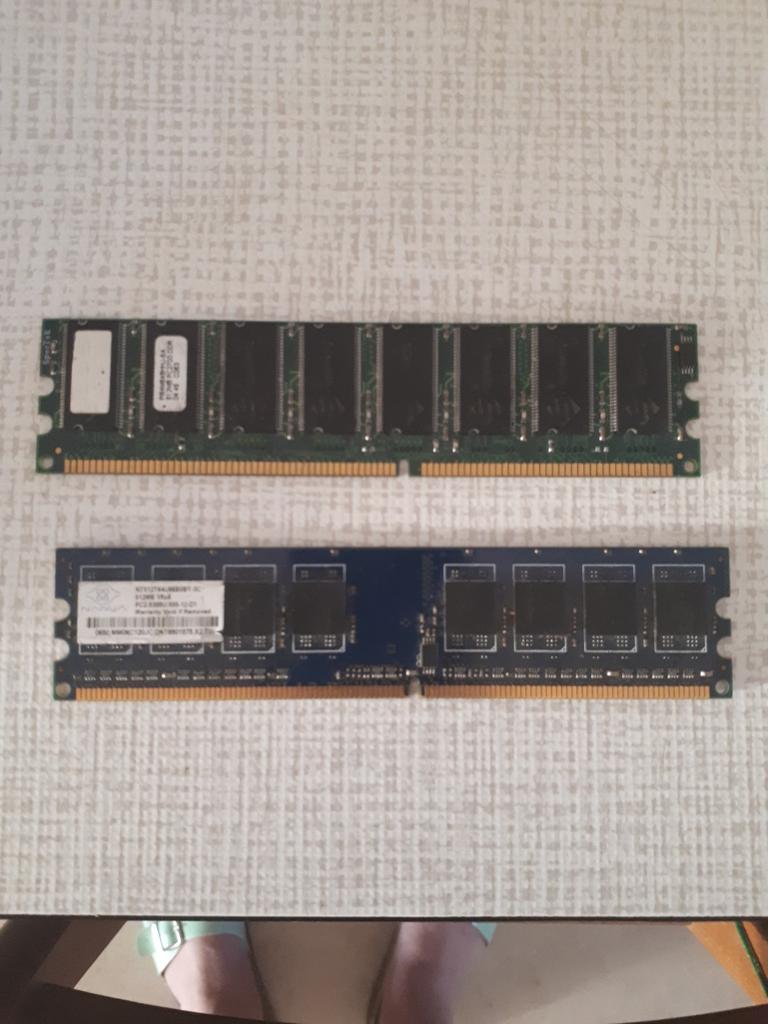 2 x 512 Mo de mémoire RAM, Informatique & Logiciels, Enlèvement ou Envoi, DDR, 1 GB ou moins, Utilisé