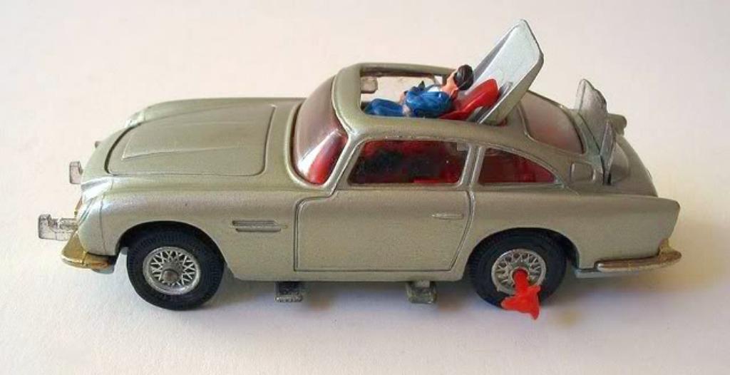 JAMES BOND 007 ASTON MARTIN DB5 1964 CORGI TOYS Splendide !, Hobby en Vrije tijd, Modelauto's | 1:43, Zo goed als nieuw, Auto