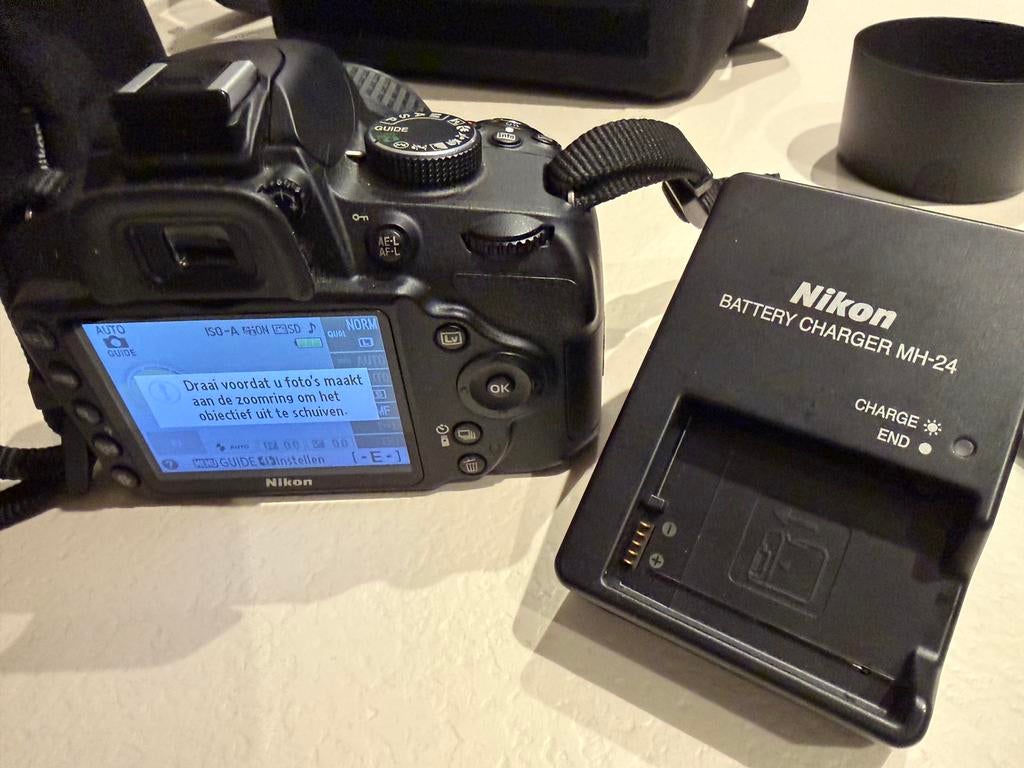 Nikon D3200 camera met lens 18-55mm en zoomlens, Enlèvement, Comme neuf, Nikon