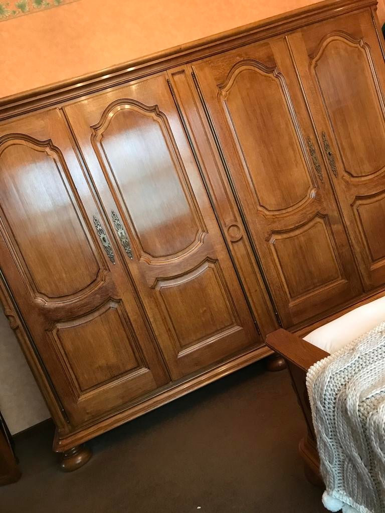 ‼️ ARMOIRE EN CHÊNE 100 % MASSIF, Maison & Meubles, Armoires | Penderies & Garde-robes, Enlèvement