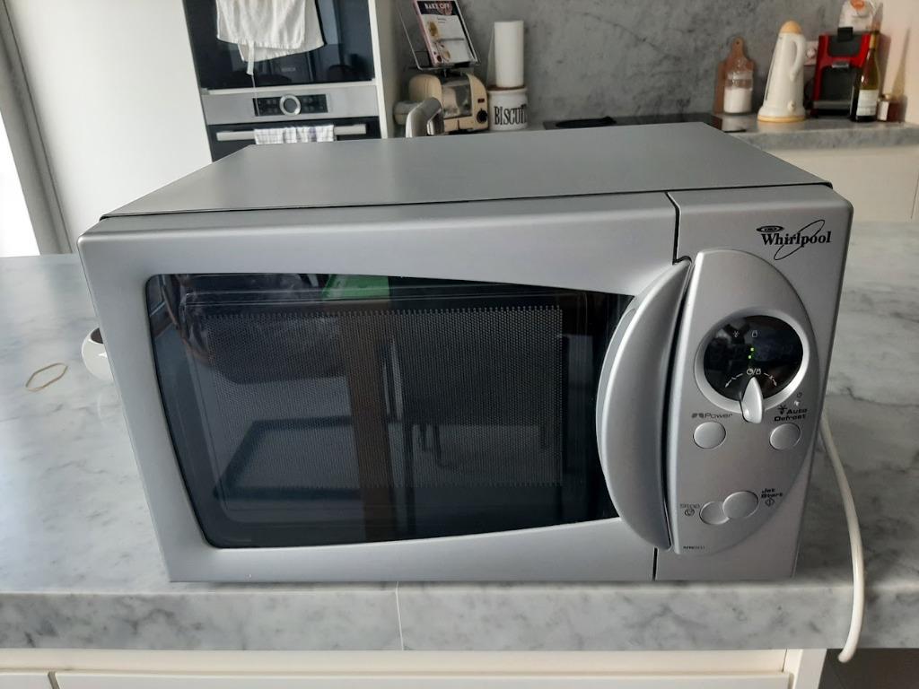 Four à micro-ondes Whirlpool MW201, Enlèvement, Utilisé, 45 à 60 cm, Micro-ondes