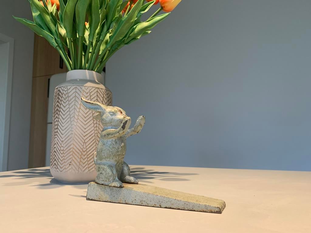 Ancien butoir de porte en fonte avec un lièvre Antique, Enlèvement ou Envoi, Comme neuf