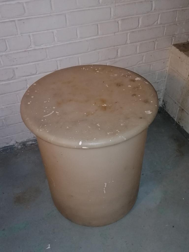 Bac, cuve à eau en plastique blanc 170l, Enlèvement ou Envoi, Utilisé, Synthétique