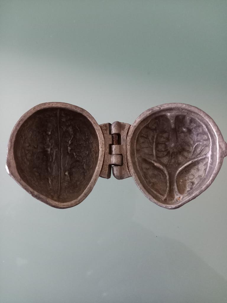 Moules à glaces, Enlèvement