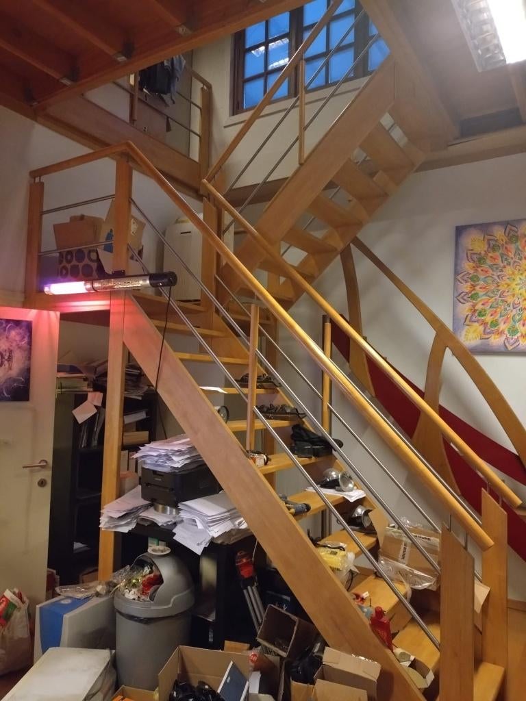 Massieve houten trap met balustrade, Ophalen, Gebruikt, Trap, 2 tot 4 meter