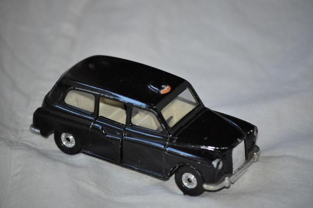 CORGI modelauto (meerdere stuks), Enlèvement ou Envoi, Utilisé, Voiture