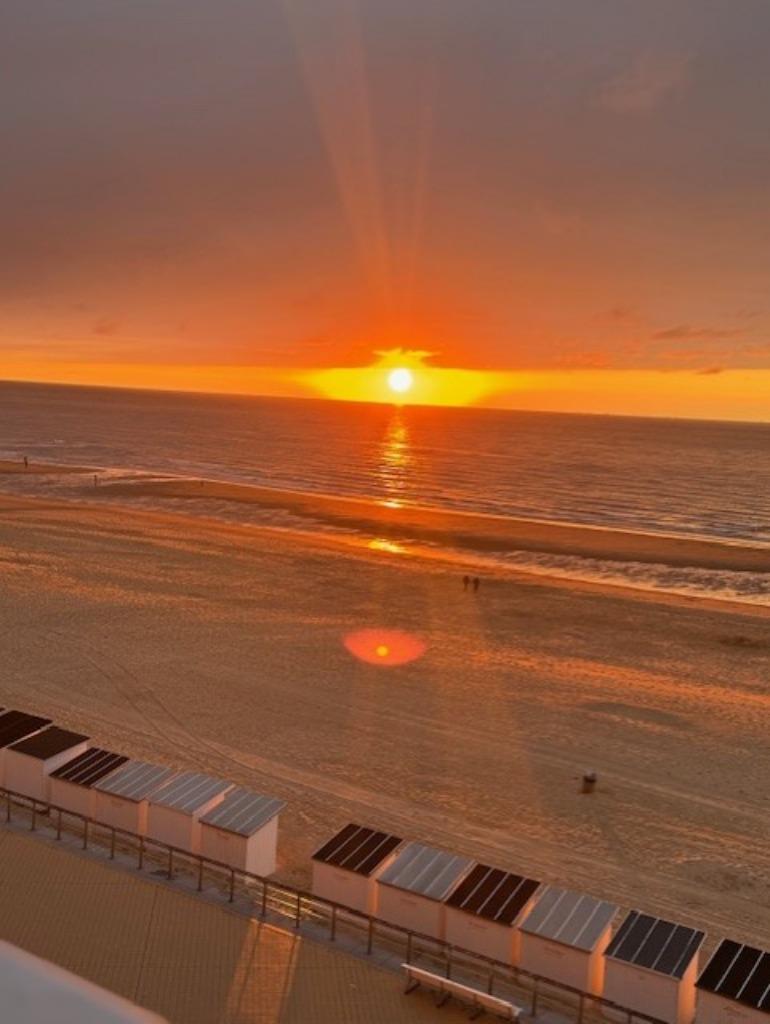 APPARTEMENT TE HUUR DIRECT OP ZEEDIJK OOSTENDE