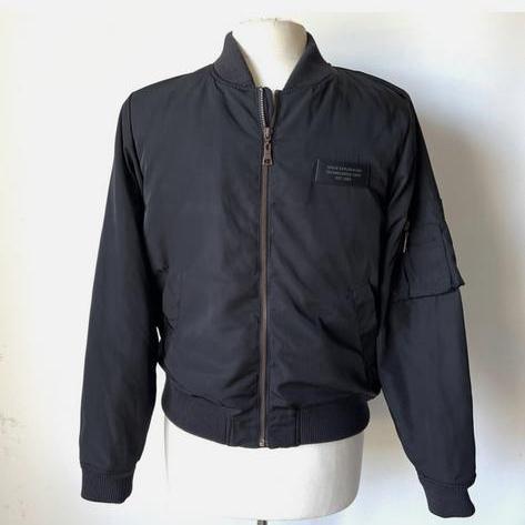 SpaceX Bomber New (M) Noire édition limitée RARE en Europe, Enlèvement ou Envoi, Comme neuf, Taille 48/50 (M), SpaceX