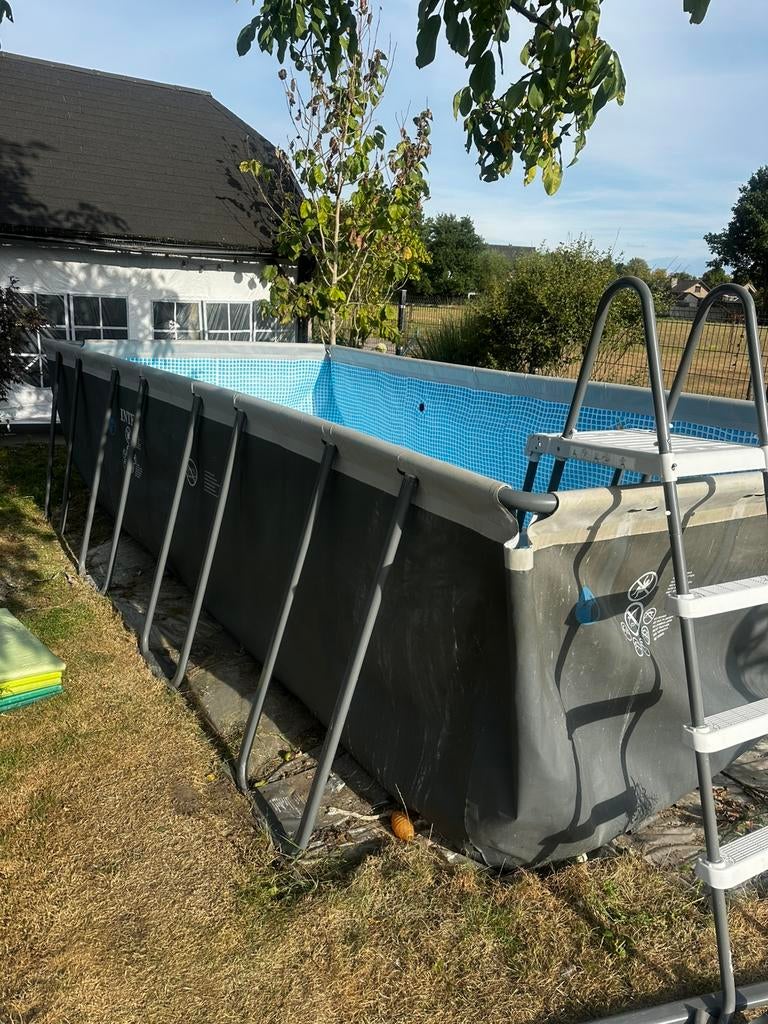 Intex Ultra XTR Frame zwembad - 549x274x132 + zandfilterpomp, Gebruikt, 200 tot 300 cm, Rechthoekig, Ophalen