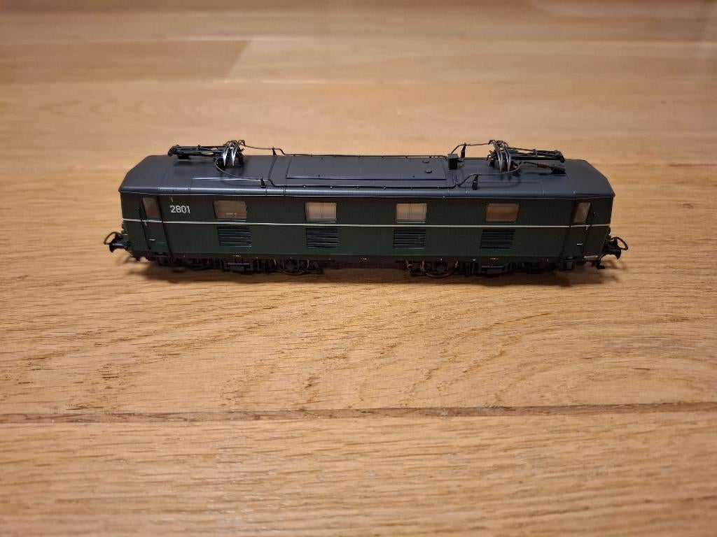 Piko 96557 - motrice pour tous services SNCB 2801, Hobby & Loisirs créatifs, Courant alternatif, Enlèvement, Locomotive, Piko