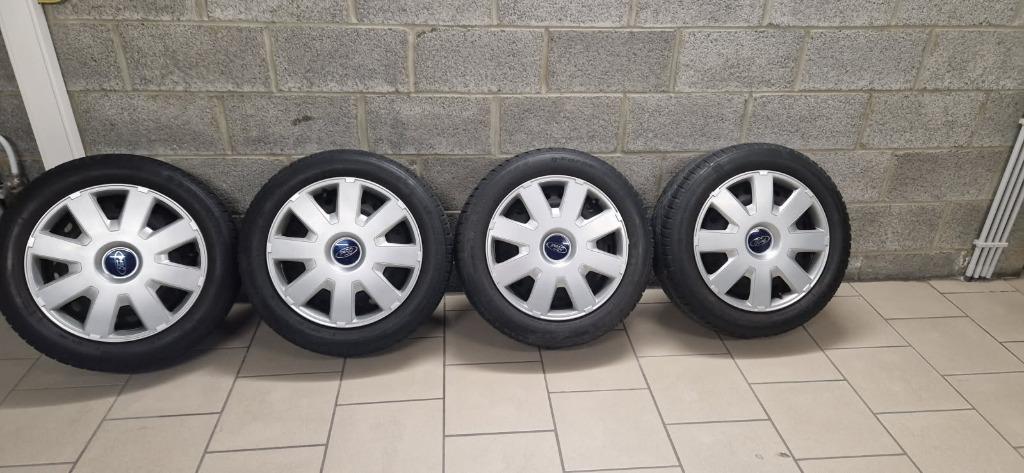 Kit hiver, Autos : Pièces & Accessoires, Pneus hiver, 16 pouces, Véhicule de tourisme, 205 mm