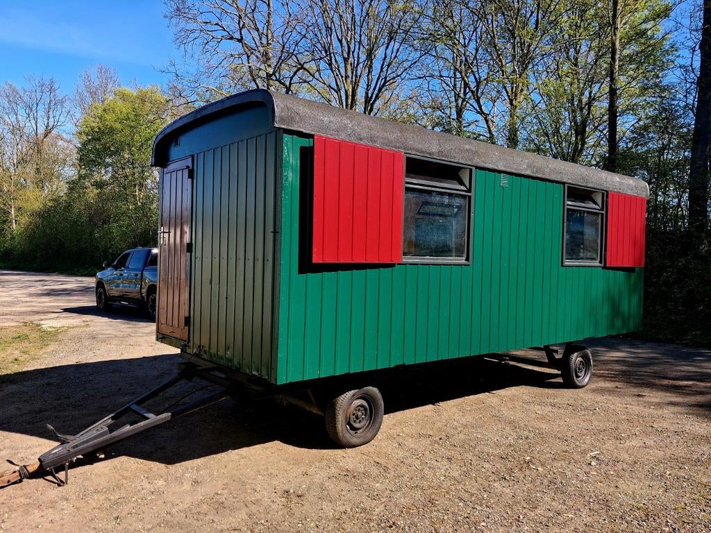 Pipowagen werfkeet werfwagen schaftwagen schaftkeet te koop, Doe-het-zelf en Bouw, Ophalen, Zo goed als nieuw