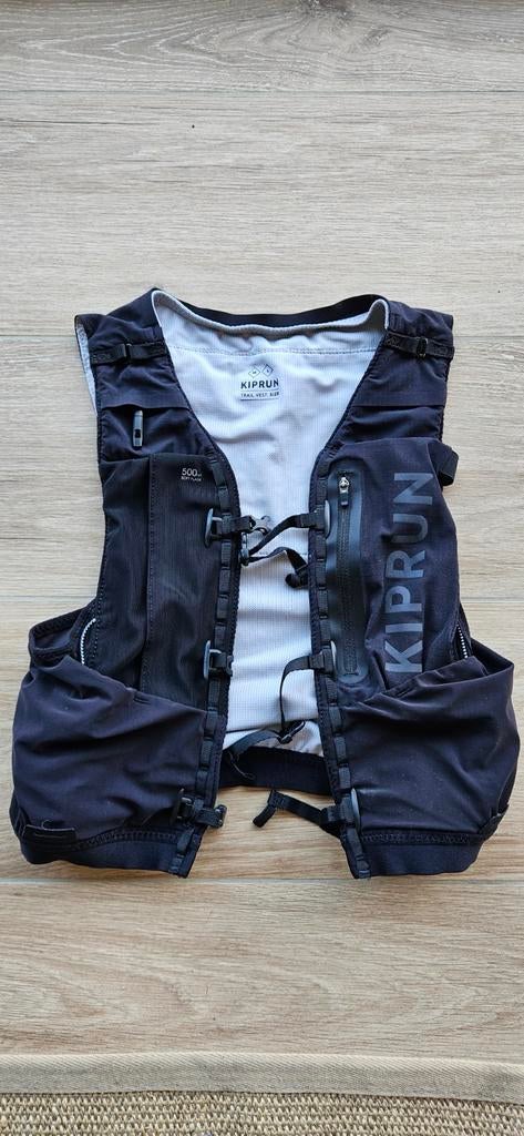 Veste Trail Kiprun taille M/L + carquois, Autres marques, Course à pied, Enlèvement ou Envoi, Comme neuf