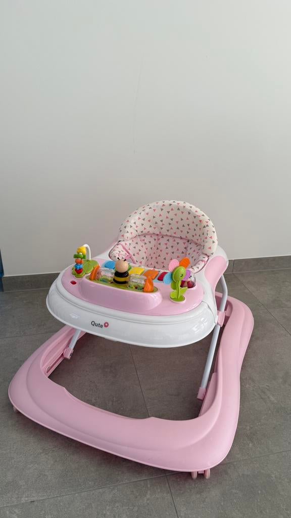 Qute Cooper Loopstoel Roze, Kinderen en Baby's, Wipstoeltjes, Zo goed als nieuw, Verstelbaar, Ophalen