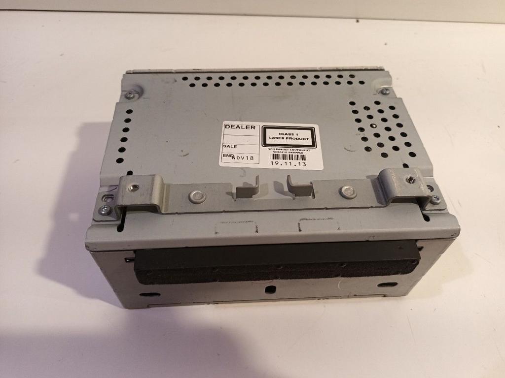 Radio Ford Fiesta, Autos : Divers, Autoradios, Enlèvement ou Envoi, Van der Ven Autorecycling B.V., Onderdelen@venauto.nl, Ettenseweg 76, 4706 PB Roosendaal, The Netherlands