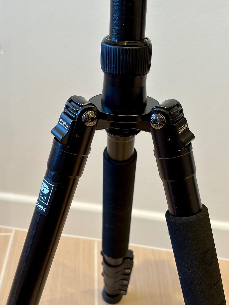 statief sirui ET2004, Audio, Tv en Foto, Fotografie | Statieven en Balhoofden, Ophalen, Zo goed als nieuw