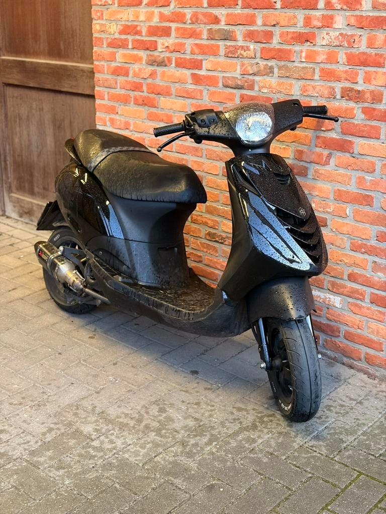 Stunt hok gezocht rond de 200 euro, Fietsen en Brommers, Scooters | Piaggio, Ophalen, Tweetakt, Gebruikt, Overige modellen