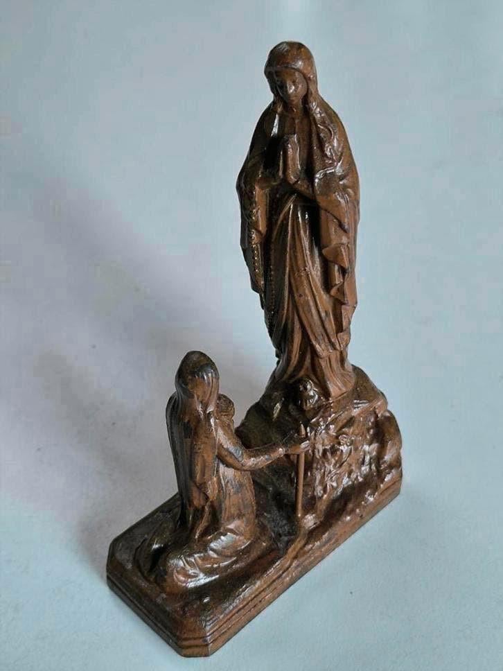 Gegoten bronzen/koperen beeldje Lourdes, Ophalen of Verzenden