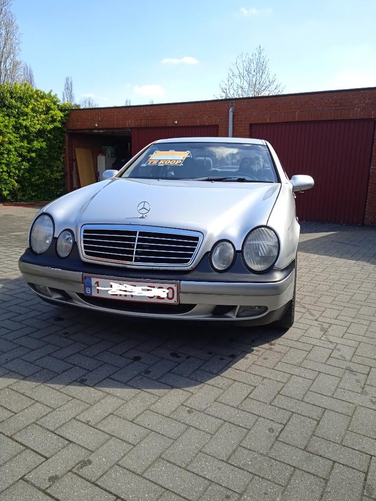 Mercedes CLK te koop, Autos, Mercedes-Benz, 100 kW, Argent ou Gris, Boîte manuelle, Bleu