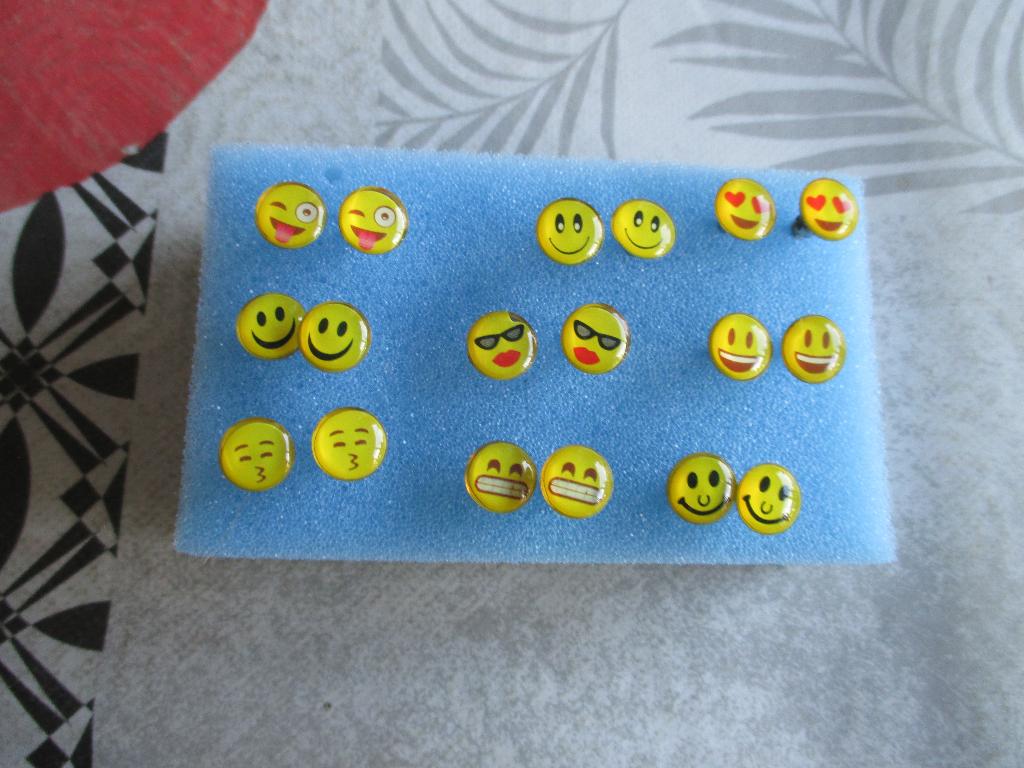oorbellen emoji / smiley, Ophalen, Overige materialen, Geel, Nieuw