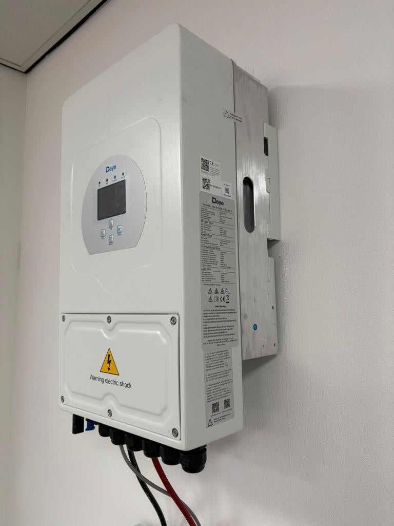 (NIEUW) DEYE omvormer + LITHIUM-batterij (GROOTHANDELAAR), Doe-het-zelf en Bouw, Elektriciteit en Kabels, Nieuw, Overige typen