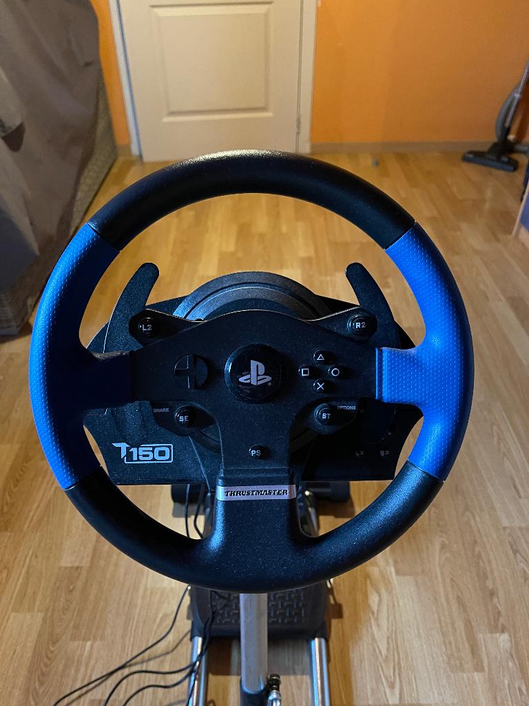 Thrustmaster t150, Enlèvement, Comme neuf