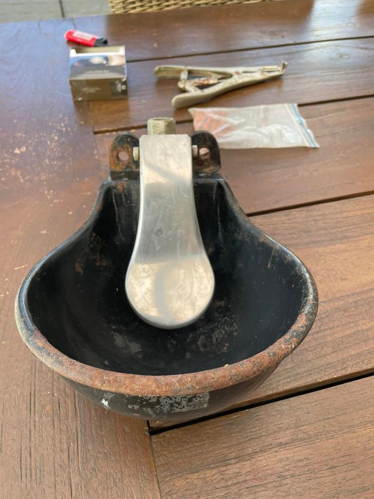 Drinkbak, Dieren en Toebehoren, Ophalen, Zo goed als nieuw