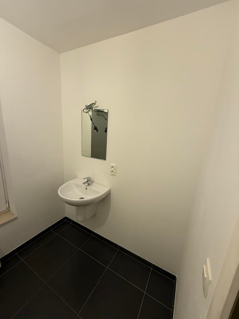 Wasbak badkamer met kraan, Ophalen