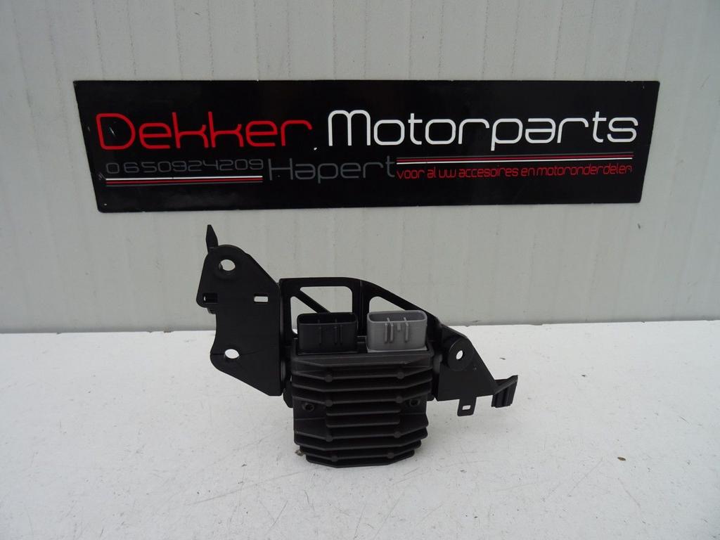 Spanningsregelaar / Regulator Yamaha YZF R1 2009-2010-2011 >, Motos, Pièces | Yamaha, Utilisé, Enlèvement ou Envoi