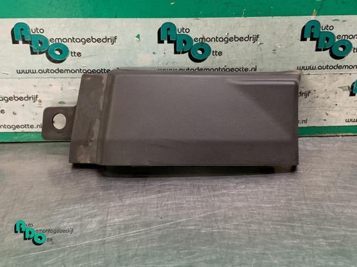 Coin pare-chocs arrière droit d'un Mercedes Sprinter (Sprin, 3 mois de garantie, Utilisé, -, -