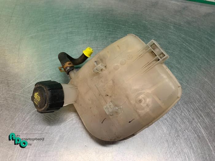 Réservoir d'expansion d'un Renault Twingo (Twingo 07-), Autos : Pièces & Accessoires, Renault, -, 3 mois de garantie, Utilisé
