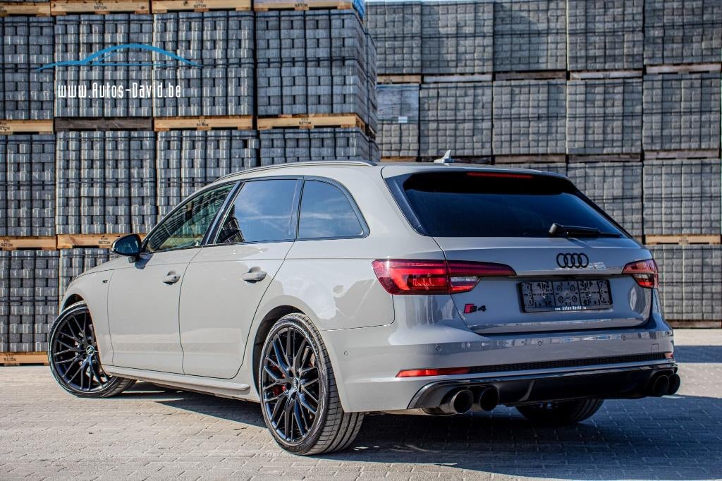Audi S4 Avant 3.0 V6 24 V TFSI Quattr/Massage/CarPlay, Cuir, Argent ou Gris, Achat, Euro 6