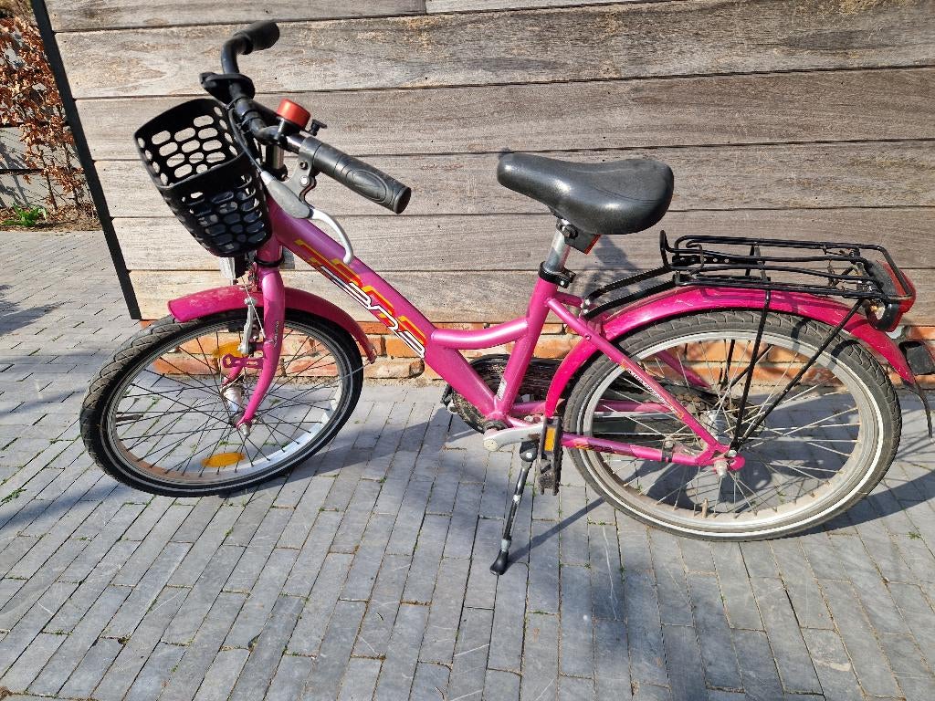 Roze kinderfiets, Fietsen en Brommers, Ophalen, Gebruikt, BNB, Versnellingen