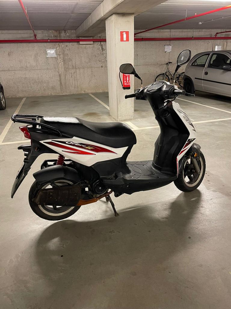 Sym orbit 2., Vélos & Vélomoteurs, Enlèvement, Utilisé, Classe A (25 km/h), Orbit