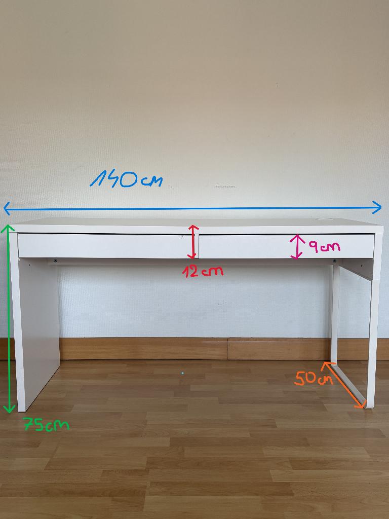 Bureau Blanc en Bois avec Tiroirs - 140cm longueur, Maison & Meubles, Bureaux, Utilisé, IKEA, Bois, Blanc, Goulotte de câbles
