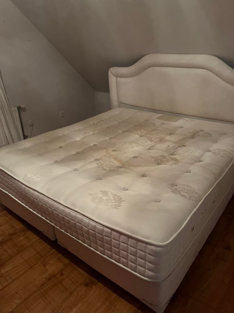 Boxspring / kingsizebed GRATIS moet weg wegens verhuis!, Ophalen, Gebruikt