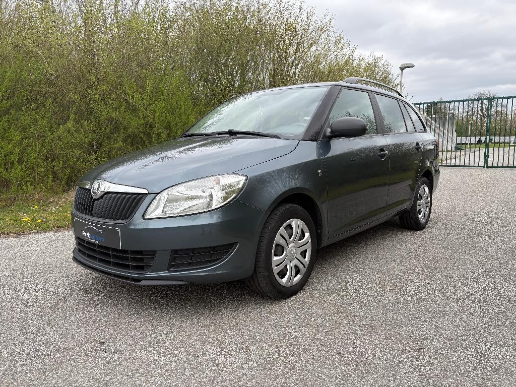 Skoda Fabia SW 1.2i Active - Airco * Garantie, Auto's, Euro 5, Stof, Zwart, 4 cilinders