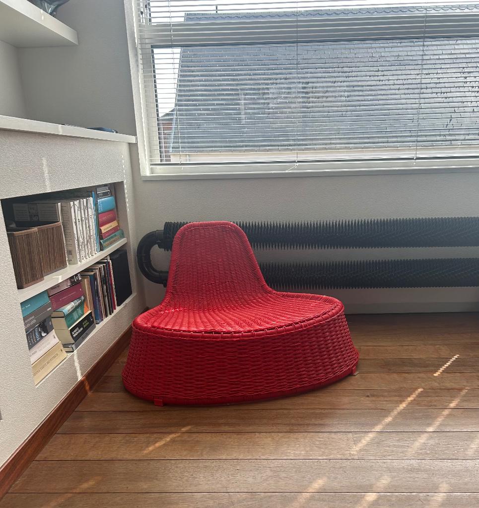 Lounge stoel voor binnen en buiten, Ophalen, Kunststof, Zo goed als nieuw, Rood