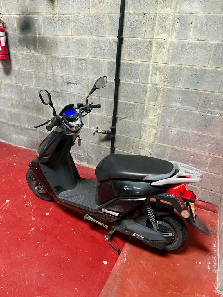 Lifan E3, Enlèvement, Utilisé, Électrique