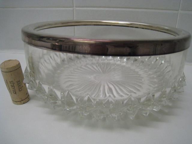 Glazen schaal in geslepen glas, gegalvaniseerd zilver beslag, Antiek en Kunst, Ophalen