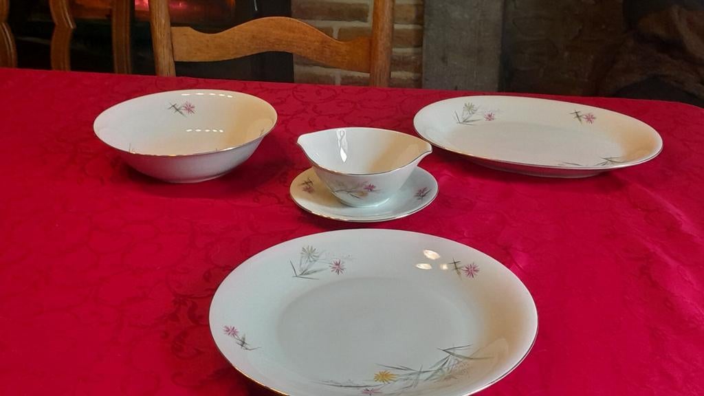 Vaisselle Ancienne Kronester, Enlèvement