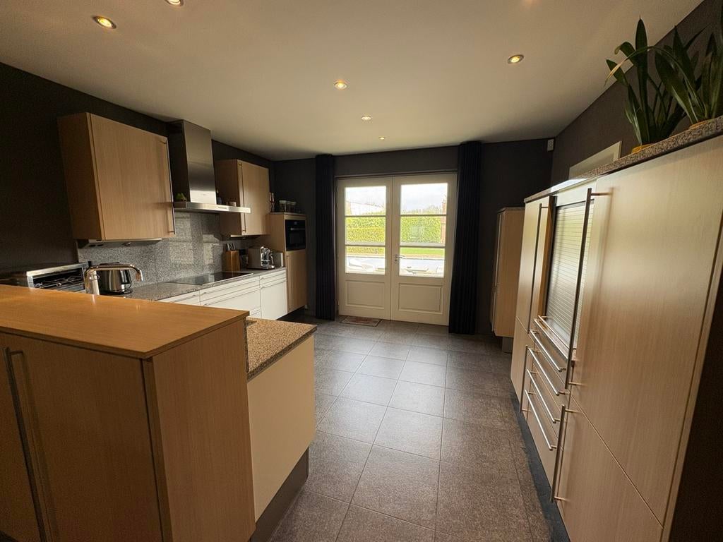 Siematic keuken (volledige keuken met granieten werkblad), Huis en Inrichting, Keuken | Complete keukens, Ophalen, Gebruikt