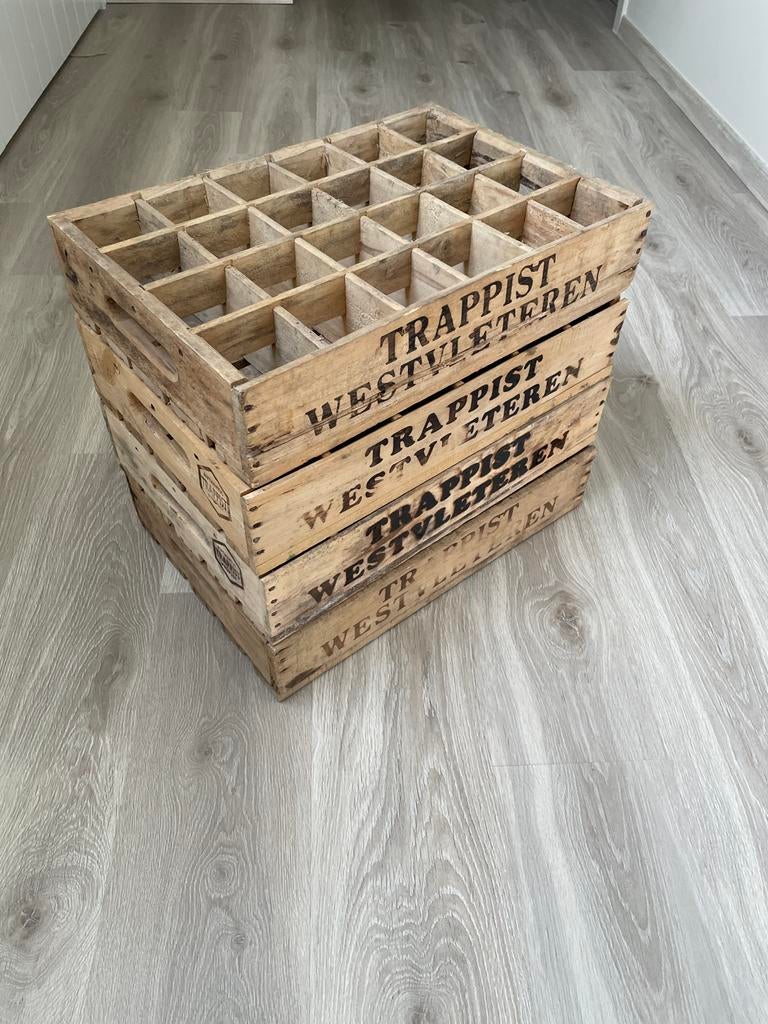 Westvleteren: 4 lege bierbakken, Verzamelen, Biermerken, Ophalen, Gebruikt
